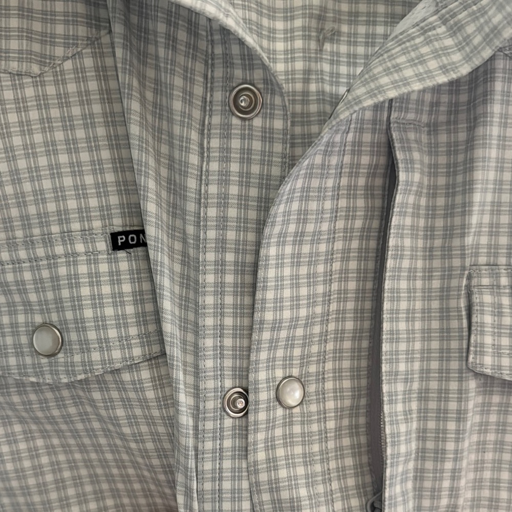 Poncho Men’s Short-Sleeve Light Green Plaid Button-Down Shirt - Picture 5 of 5